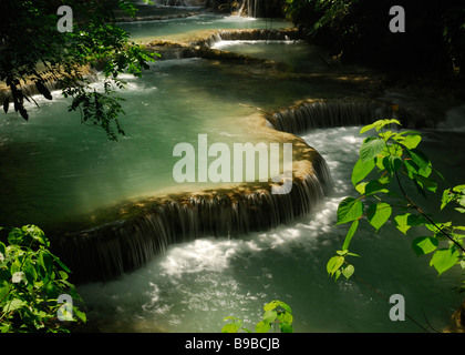 Piscines, Tad Kuang Si, au Laos Banque D'Images