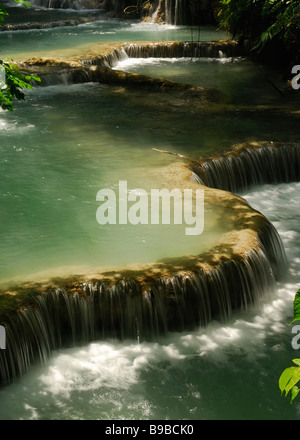 Piscines, Tad Kuang Si, au Laos Banque D'Images