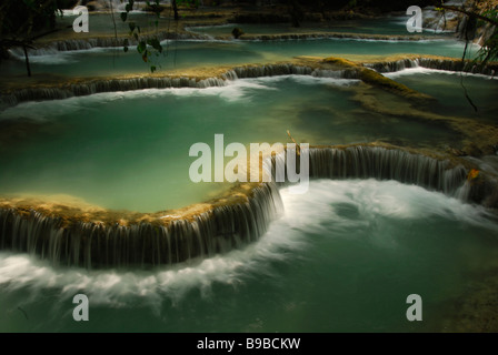 Piscines, Tad Kuang Si, au Laos Banque D'Images