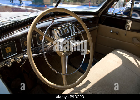 Le volant d'un véhicule de Coronet vintage Banque D'Images