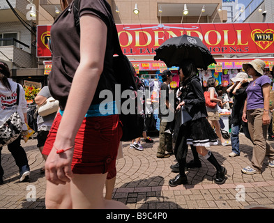 Takeshita Dori (Takeshita street). Rue centrale de Harajuku. Shibuya. Tokyo. Le Japon. Banque D'Images