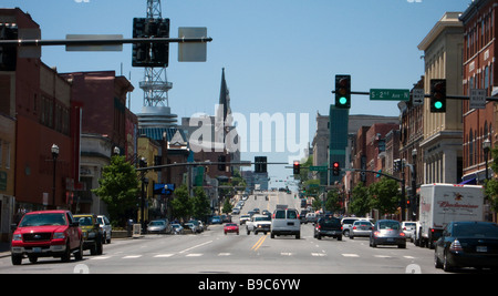 L'Autoroute de l'Honky Tonk, Broadway, l'une des principales rues de divertissement Nashville Tennessee USA Banque D'Images