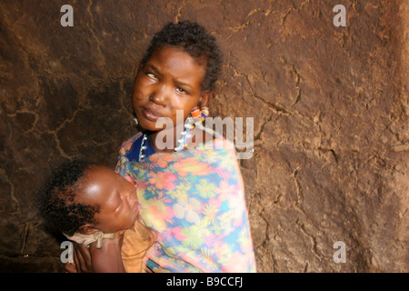 Portrait d'une jeune fille Massaï Banque D'Images