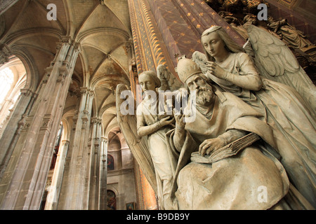 SAINT EUSTACHE ' S STATUE EN L'église Saint Eustache PARIS Banque D'Images