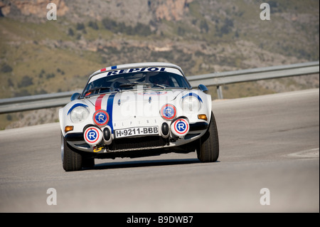 Renault Alpine A 110 1969 course dans le rallye de voitures Mallorca Classic Banque D'Images