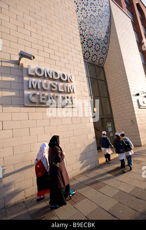 East London Mosque sur Whitechapel Road London United Kingdom Banque D'Images