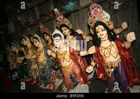 Statues peintes au marché de potiers, Kumortuli, Kolkata Banque D'Images