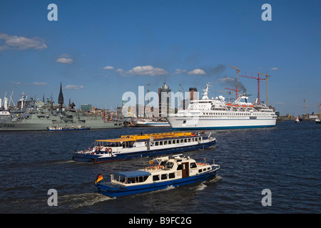 Bateau de la marine américaine en mer Hambourg Allemagne Banque D'Images