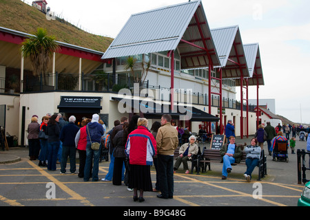 Station Fish & Chip Shop Queue à Saltburn Pier, Saltburn By The Sea, North Yorkshire, UK Banque D'Images