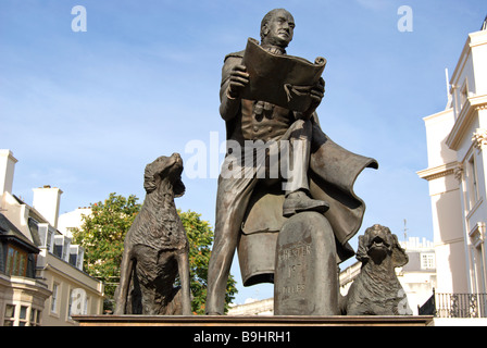 Jonathan wylder's statue de sir Robert Grosvenor, premier marquis de Westminster, Belgrave Square, Londres, Angleterre Banque D'Images