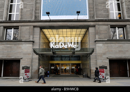 Entrée principale de Berlin, dans le grand magasin KaDeWe, Berlin, Germany, Europe Banque D'Images