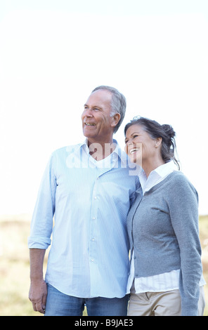 Mature couple laughing Banque D'Images