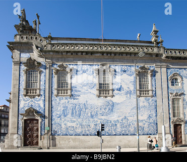 Igreja da Ordem Terceira de Nossa Senhora do Carmo Church sur la place Carlos Alberto, Porto, site du patrimoine culturel mondial de l'UNESCO, Banque D'Images