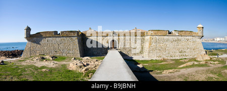 Forte de Sao Francisco Xavier Forteresse, construite 1832, Porto, site du patrimoine culturel mondial de l'UNESCO, le Portugal, l'Europe Banque D'Images