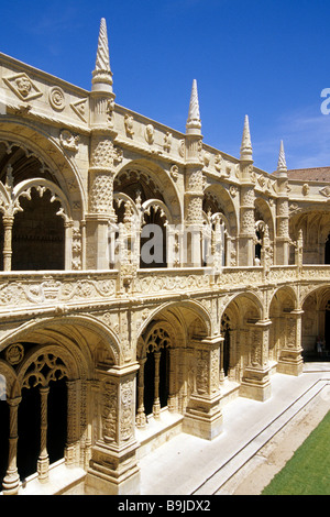 Le Mosteiro dos Jeronimos, Monastère des Hiéronymites, 16e siècle, Claustro, à deux étages en style manuélin, Praca do Imperio, Banque D'Images