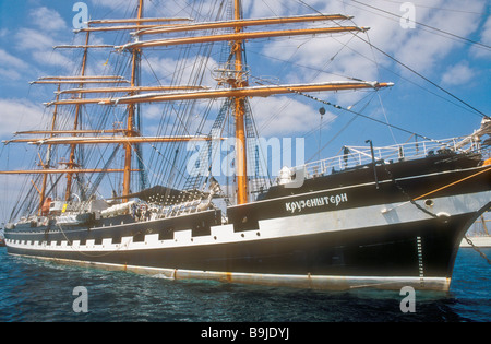 La Fédération 1926 114m quatre-mâts barque Kruzenshtern grand voilier à Weymouth Dorset England UK Banque D'Images