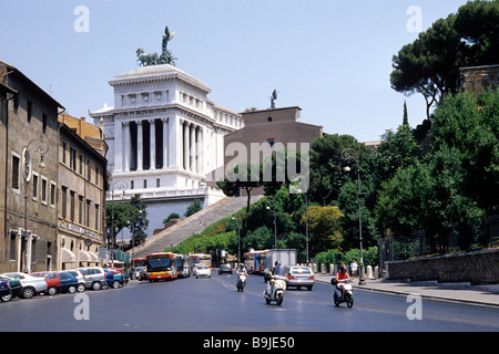 Vittoriano, monument à Vittorio Emanuele II, l'autel de la patrie, l'impériale memorial, Via del Teatro di Marcello, Rome, Italie, Banque D'Images