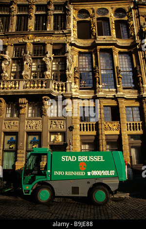 Décoration façade baroque, maisons sur la Grand-Place, Grand Place, à l'avant du véhicule municipal, Bruxelles, Belgique, Benelux, Euro Banque D'Images