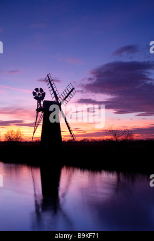 Turf Drainage Fen moulin sur les Norfolk Broads Banque D'Images