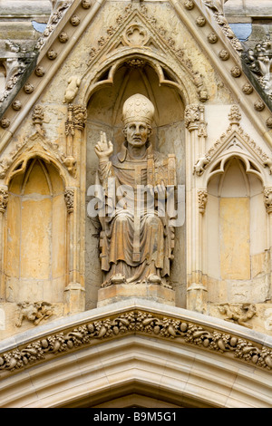 Sur les sculptures de York Minster Cathédrale gothique dans la ville de York, Angleterre Banque D'Images