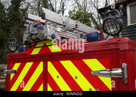 Rivière Medway fire engine service de l'équipement d'urgence la formation de simulation véhicule de l'eau Banque D'Images