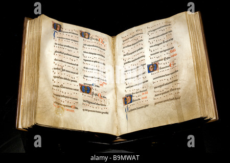 France, Manche, Avranches, le Scriptorial, Musée des manuscrits du Mont Saint Michel, Mont originaux manuscrits Banque D'Images