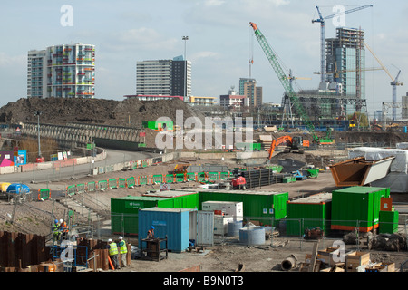 Le centre commercial Westfield Stratford City, construites sur le site olympique de 2012 à Stratford Londres, Angleterre, Royaume-Uni. Banque D'Images