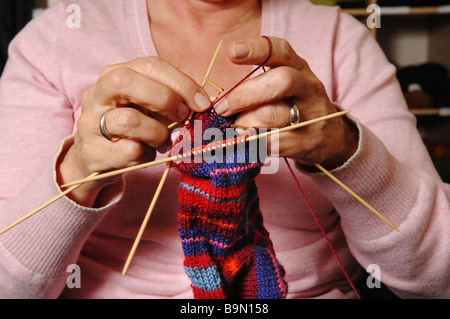 Femme tricot Banque D'Images