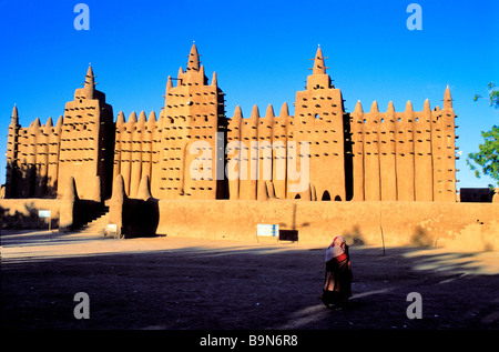 Mali, région de Mopti, Djenné, classée au Patrimoine Mondial par l'UNESCO, la Grande Mosquée (la plus grande mosquée en terre au monde) Banque D'Images