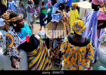 Mali, région de Mopti, Djenné, classée au Patrimoine Mondial par l'UNESCO, marché lundi Banque D'Images