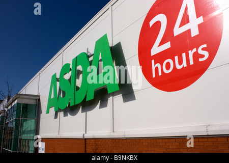 Supermarché Asda dans Fleetwood Lancashire Banque D'Images