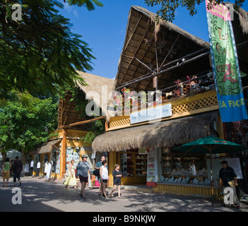 Yucatan Mexique - Playa del Carmen couleur locale principale rue commerçante Banque D'Images