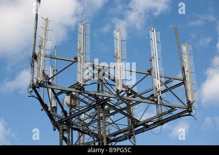 Télévision radio et téléphone mobile antennes de transmission et de l'équipement, à la transmission d'une station à Lark Stoke Warwickshire UK Banque D'Images