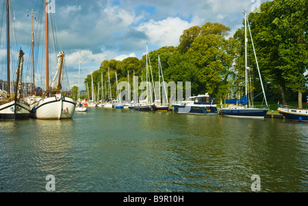 Port de ville historique de Hoorn, Hollande Pays-bas du nord | Hafen in der historischen Stadt Hoorn, Nordholland, Niederlande Banque D'Images