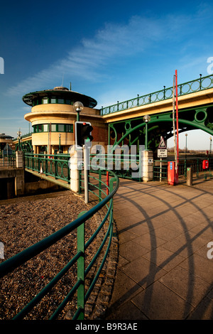 La Rivière Tees Stockton on Tees barrage Cleveland Banque D'Images