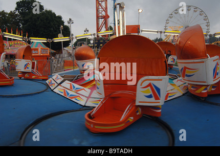Tilt-a-whirl amusement park ride au Dutchess County Fair à Rhinebeck, NEW YORK Banque D'Images