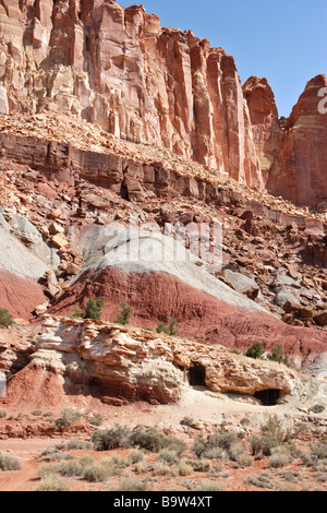 Entrée de vieilles mines d'uranium dans la région de Capitol Reef National Park Utah USA Banque D'Images