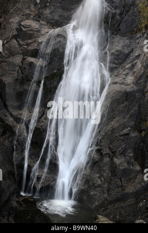 Aber Falls, c Abergwyngregyn, Snowdonia, le Nord du Pays de Galles Banque D'Images