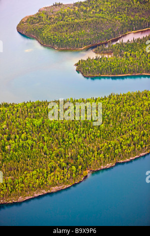 Vue aérienne des îles dans le lac Supérieur au cours d'un vol de Thunder Bay (Ontario) Canada Banque D'Images