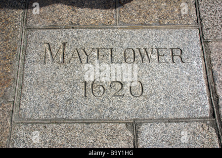 Le site historique Mayflower Steps avec dalles 1620 date, Barbican, Plymouth, Devon, UK Banque D'Images