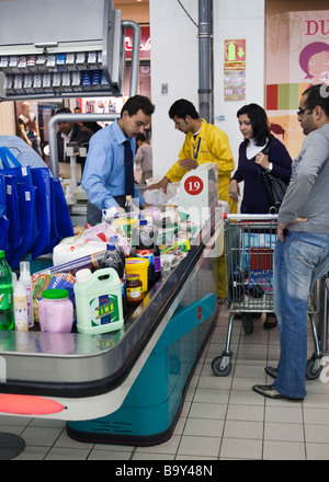 Caisse, supermarché Carrefour, Ciy Center Mall, Le Caire, Egypte Banque D'Images