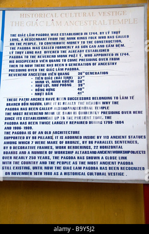 Informations Inscription à la Pagode de Giac Lam temple bouddhiste à Ho Chi Minh City Vietnam Banque D'Images