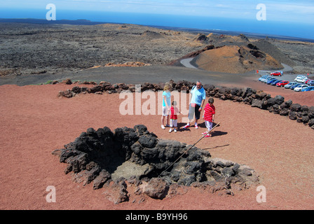 Trou de feu, Islote de Hilario, le Parc National de Timanfaya, Lanzarote, îles Canaries, Espagne Banque D'Images