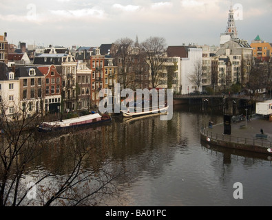 Appartement au bord du canal traditionnel pâtés à Amsterdam Banque D'Images