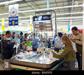 Caisse, supermarché Carrefour, Ciy Center Mall, Le Caire, Egypte Banque D'Images