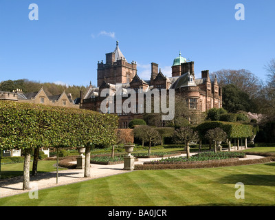 Le Jardin d'été une partie des jardins formels à Holker Hall Cark Cartmel dans Cumbria UK Banque D'Images