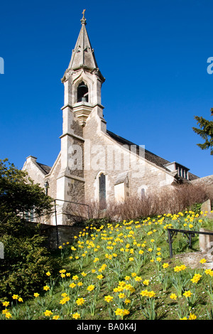 Avis de Clifton Hampden église sur une journée de printemps ensoleillée Banque D'Images