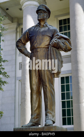 Statue du général MacArthur à Norfolk Virginia USA Banque D'Images