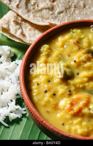 Menthi Pappu est un aliment nutritif andhra dal recette composée de toor dal et feuilles de methi Banque D'Images