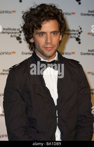 Londres 26 mars Pic montre Mika assistant à la soirée de gala pour la brasserie l'ICA London 26 mars 2009 Banque D'Images